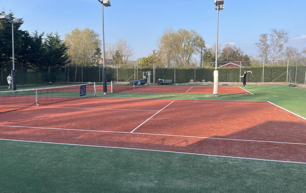 Tennis & Sportcentrum de Nieuwe Brug