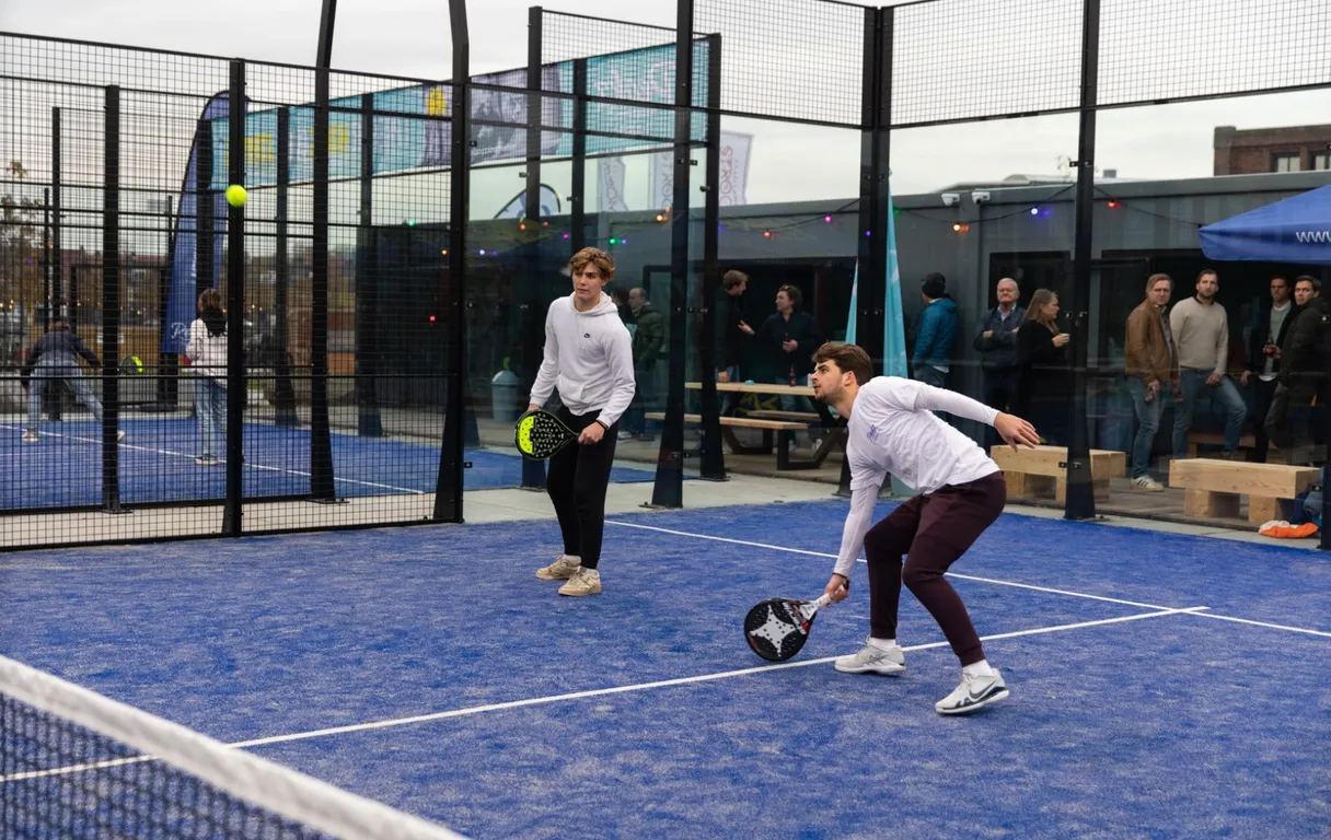 Peakz Padel Haarlem - Lichtfabriek