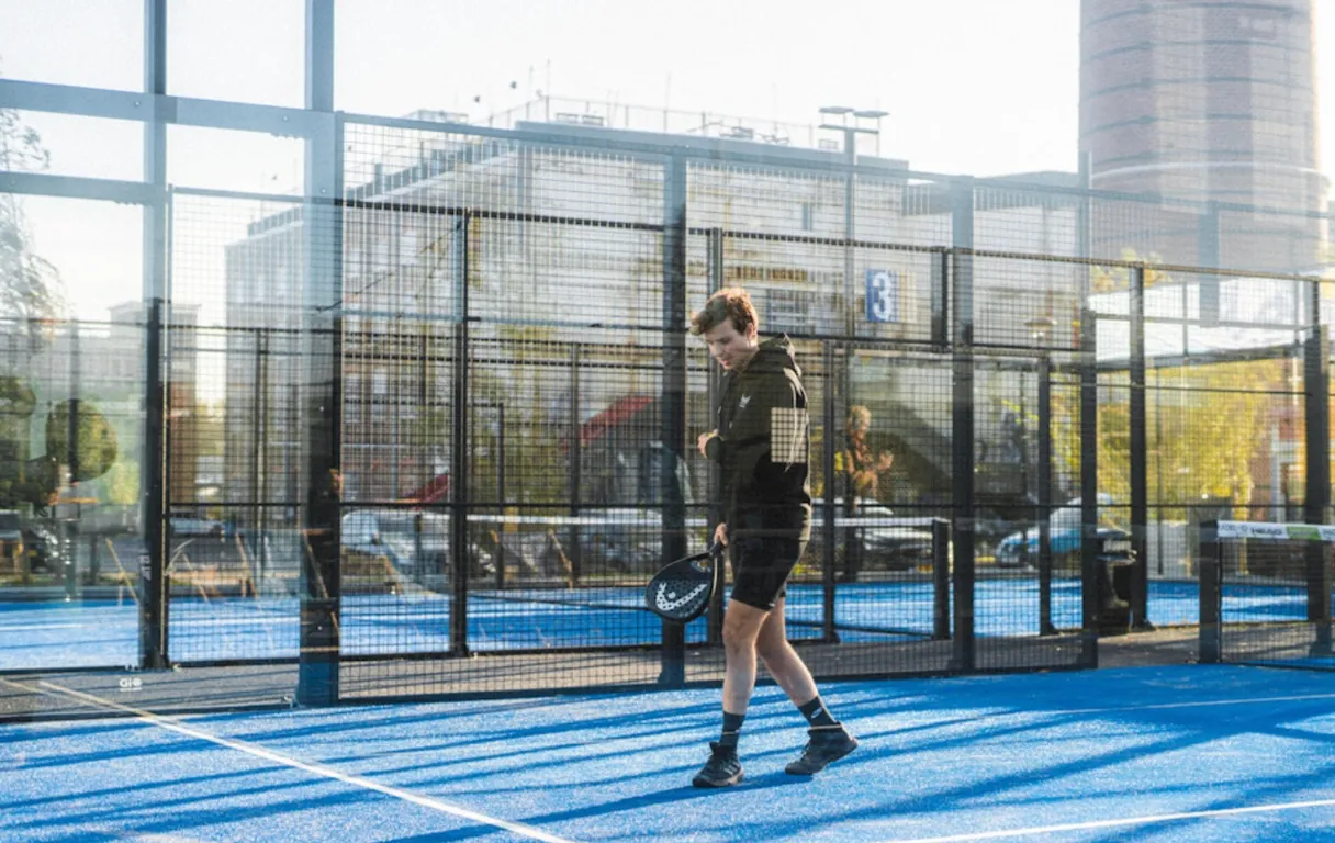 Peakz Padel Groningen - Suikerterrein