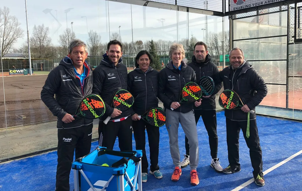 Slazenger Padel Centre Berghem