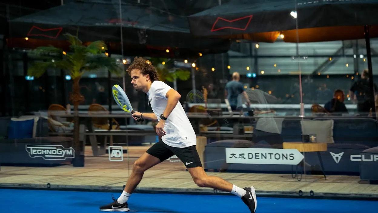 Padel Club Laren BV