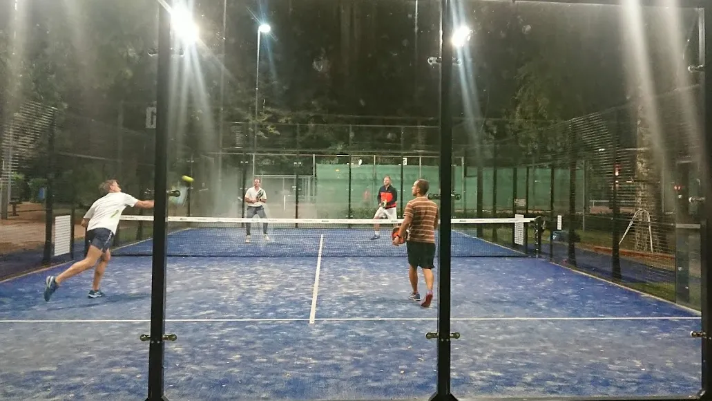 Tennisvereniging 't Root